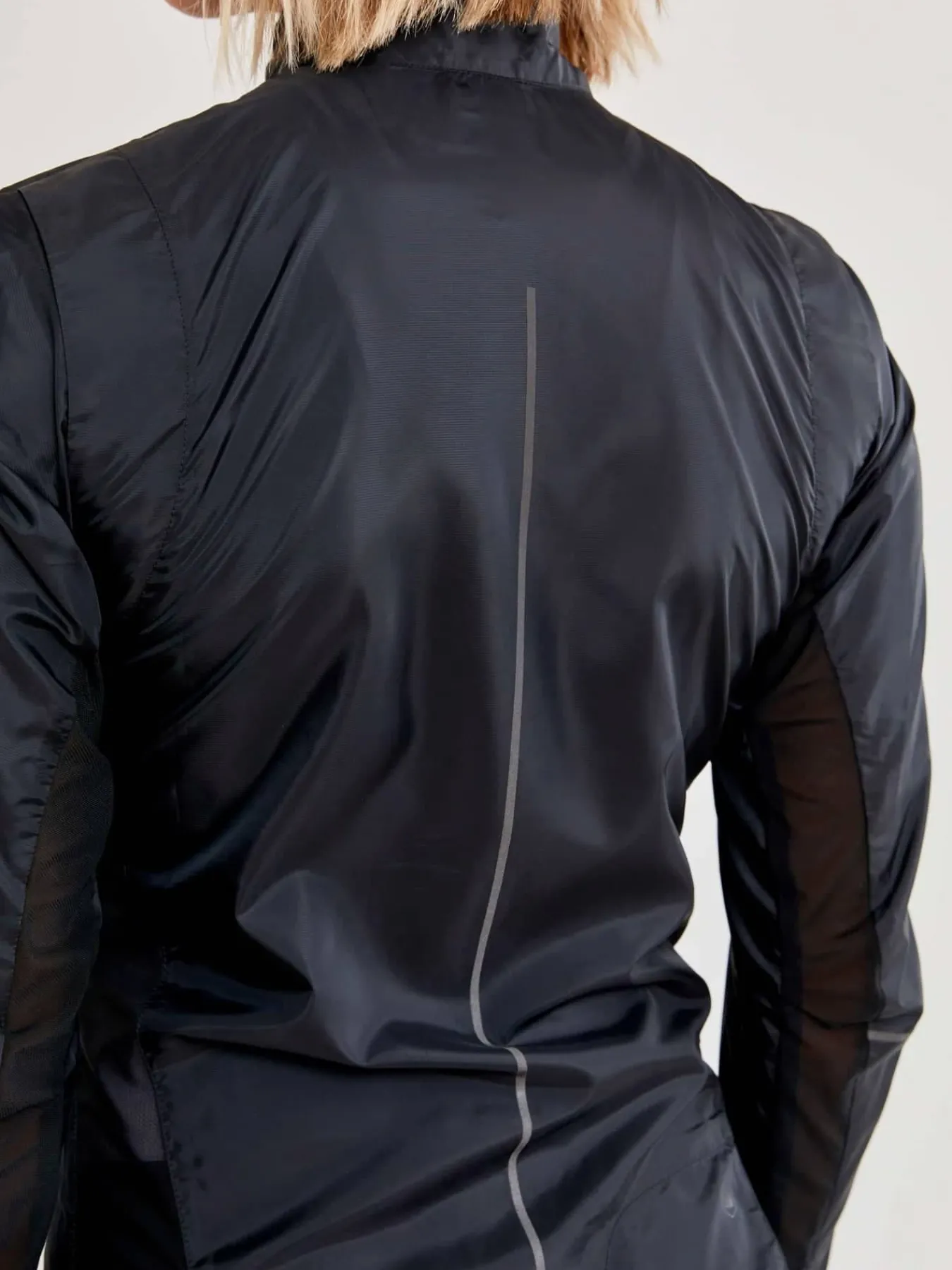 Craft Sportswear Jackor & Västar^ADV Essence Light Wind Jacket W Black