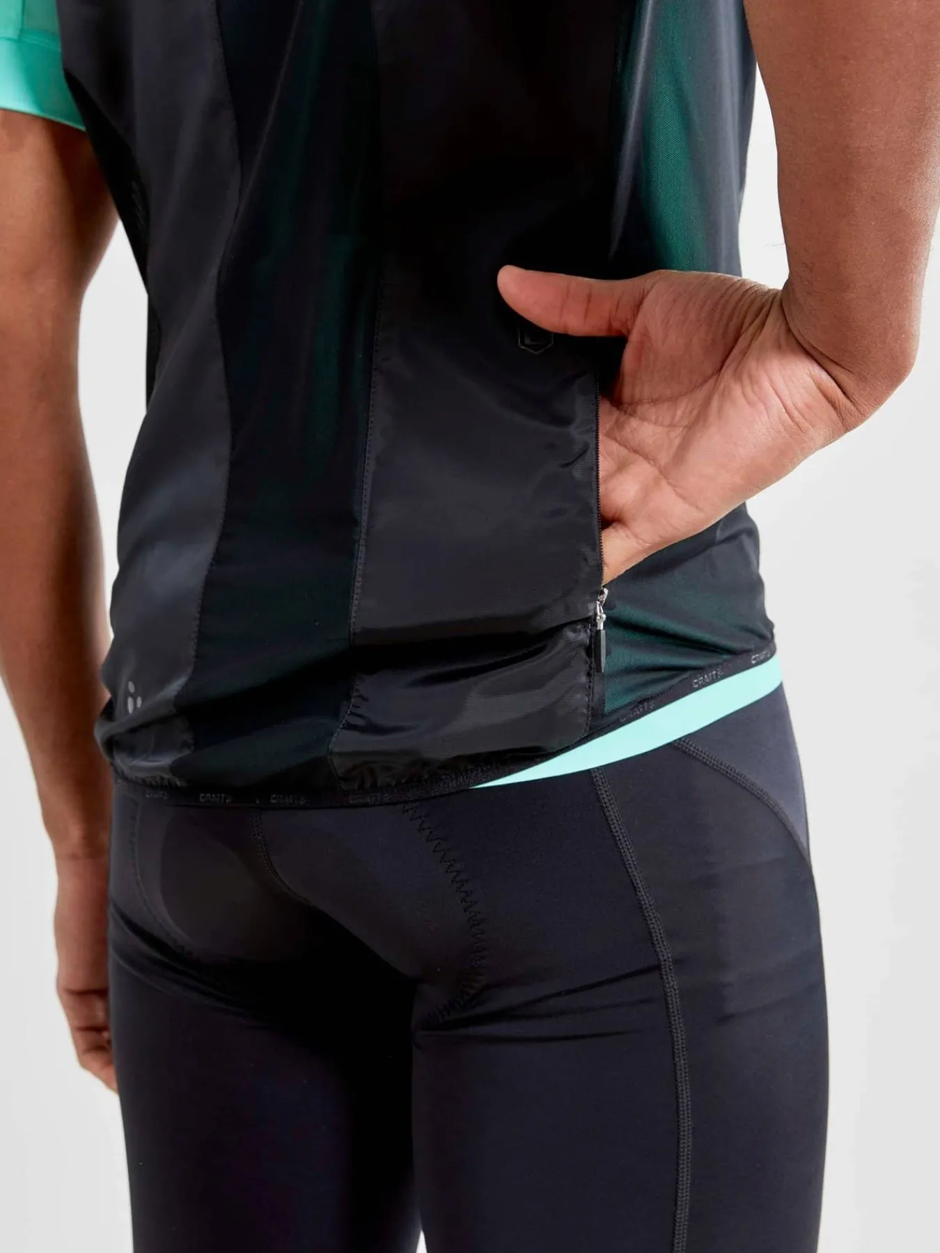 Craft Sportswear Jackor & Västar^ADV Essence Light Wind Vest M Black