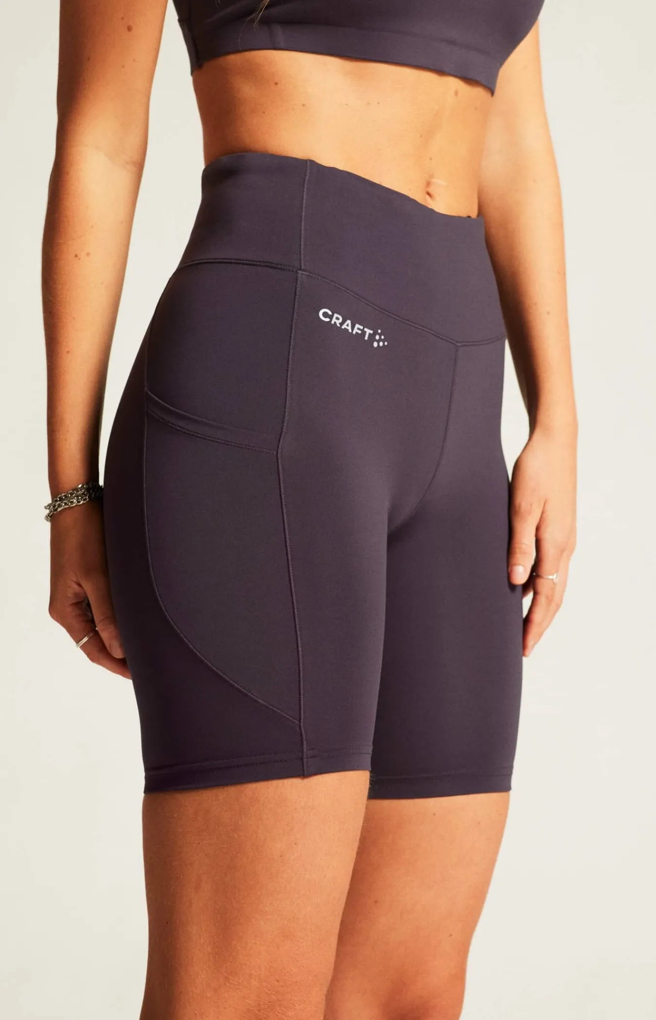 Craft Sportswear Tights|Träning^ADV Essence Short Tights 2 W Dk Plum