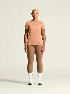 Craft Sportswear T-Shirts & Tröjor|Träning^ADV Essence SS Tee 2 W Light Syrup