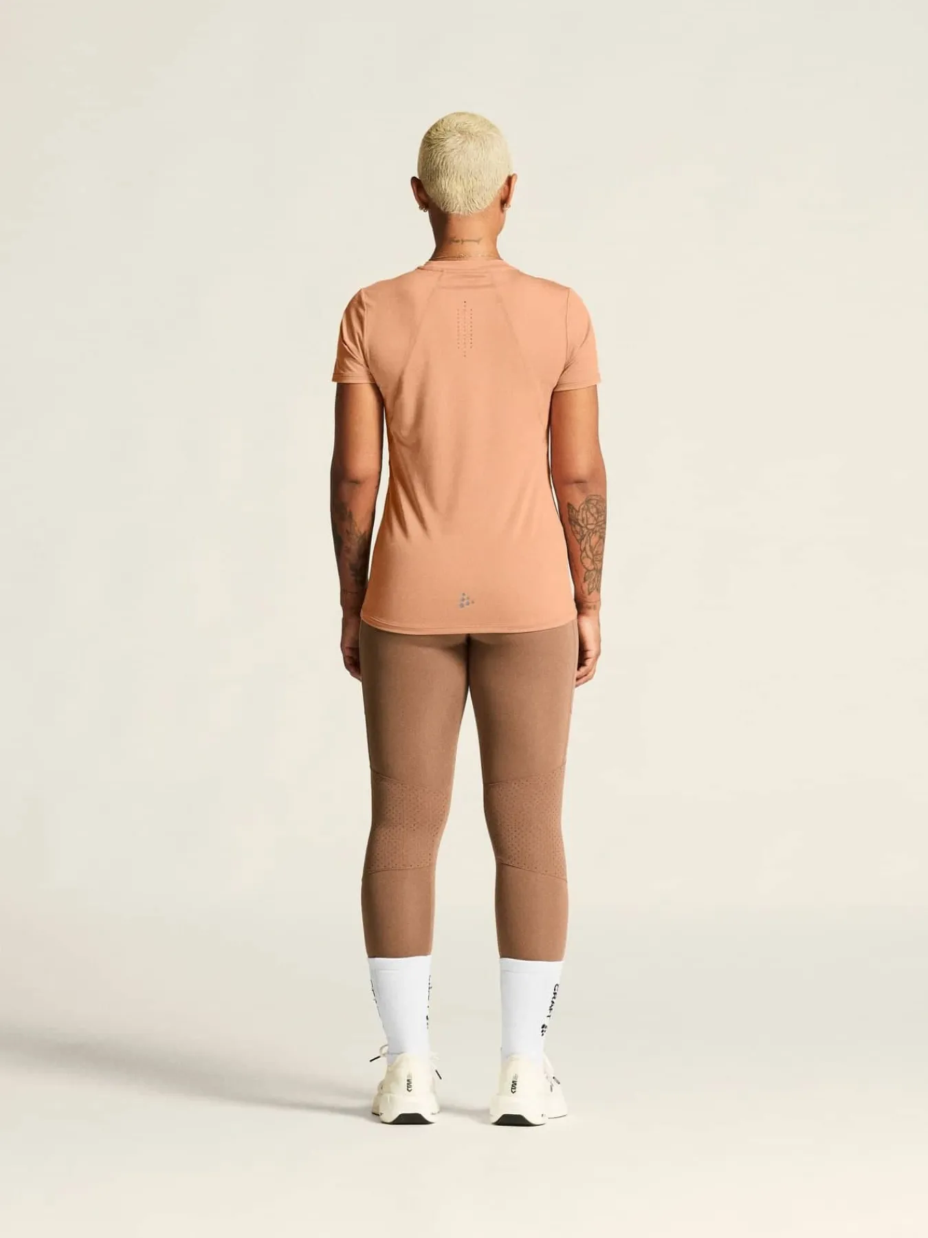 Craft Sportswear T-Shirts & Tröjor|Träning^ADV Essence SS Tee 2 W Light Syrup