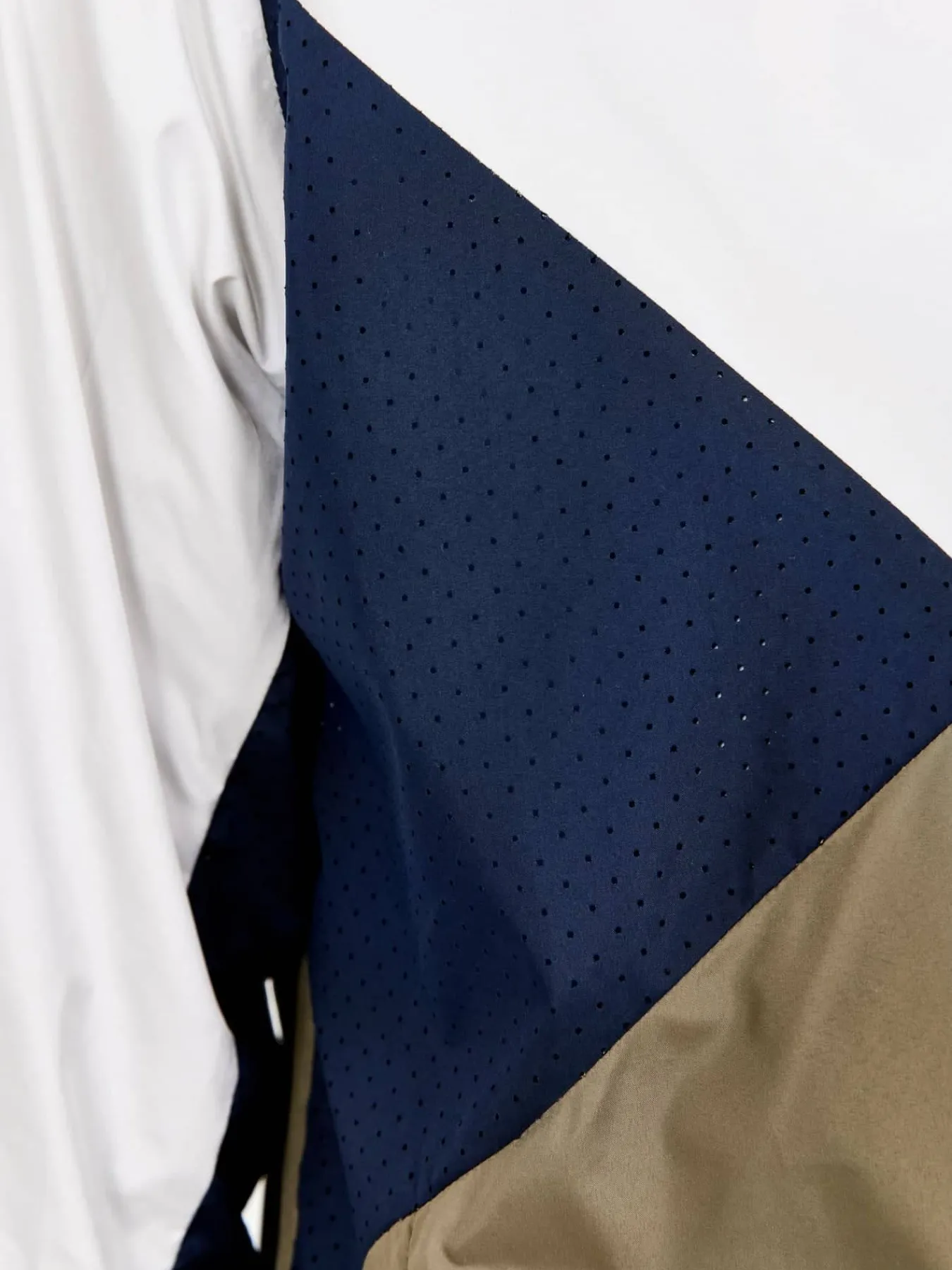 Craft Sportswear Jackor & Västar|Träning^ADV Essence Wind Jacket M Ash-Rift