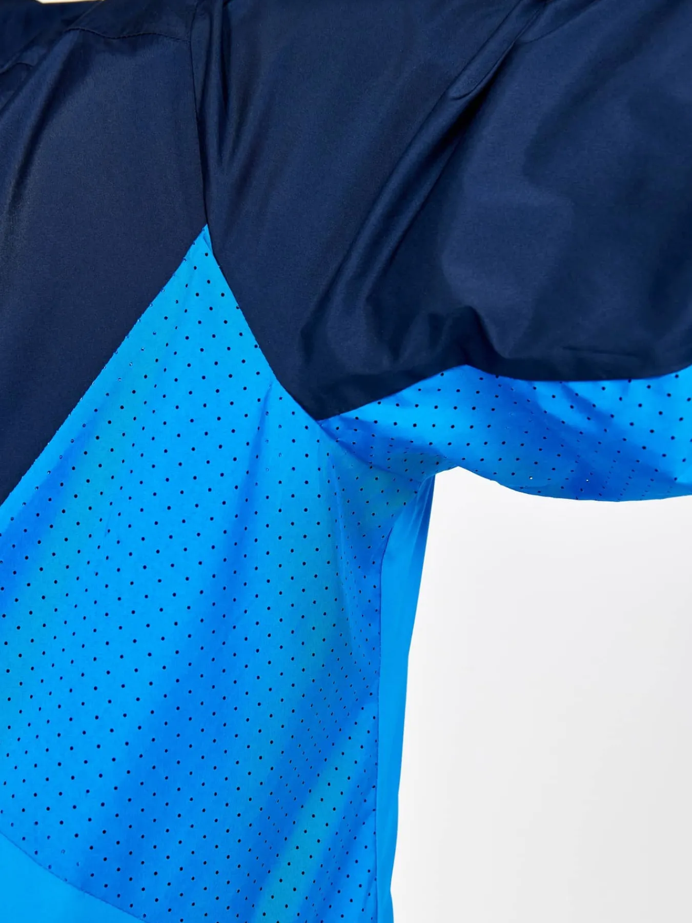 Craft Sportswear Jackor & Västar|Träning^ADV Essence Wind Jacket M Blaze-Sarek