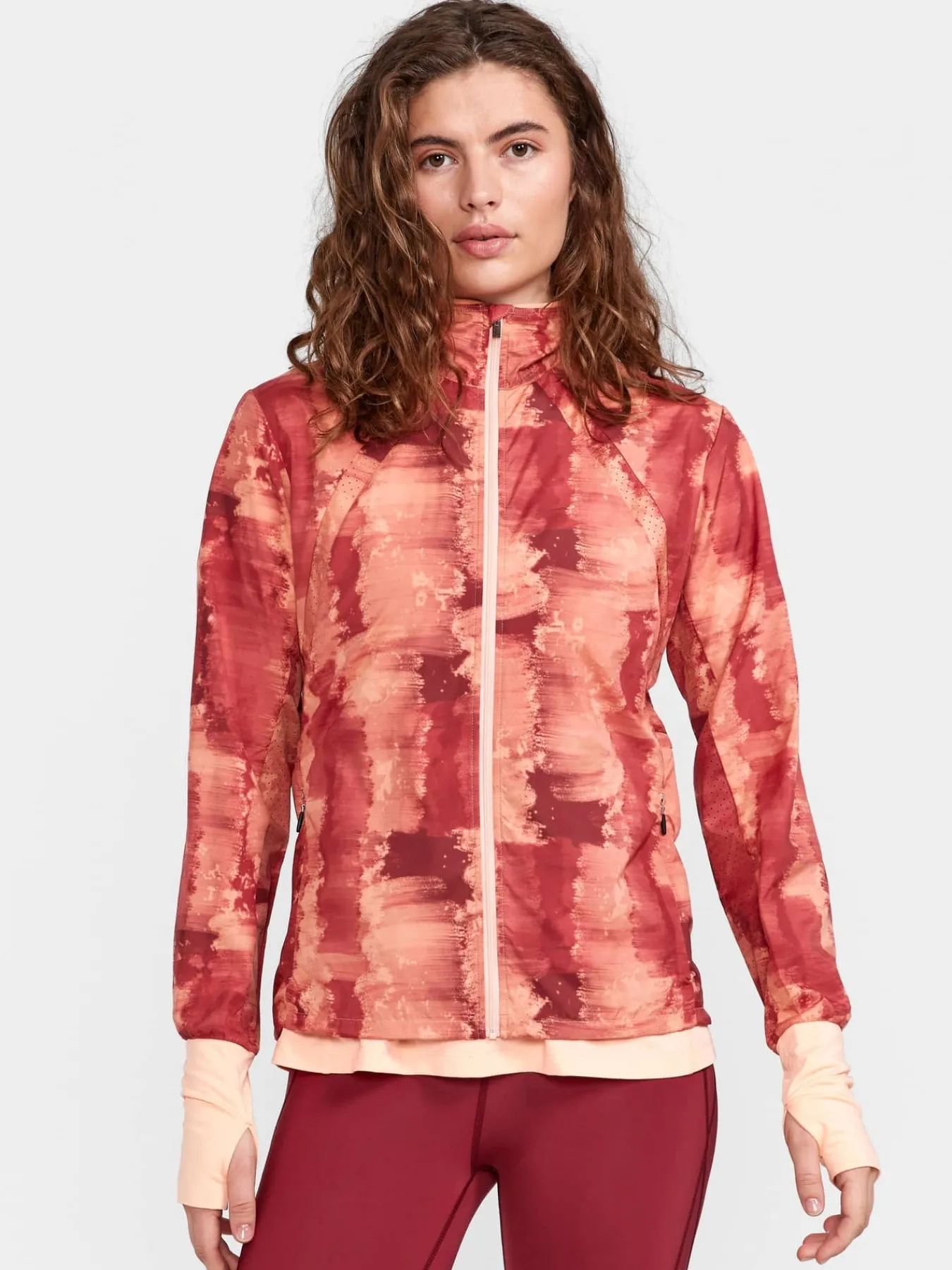 Craft Sportswear Jackor & Västar|Träning^ADV Essence Wind Jacket W Astro-Multi