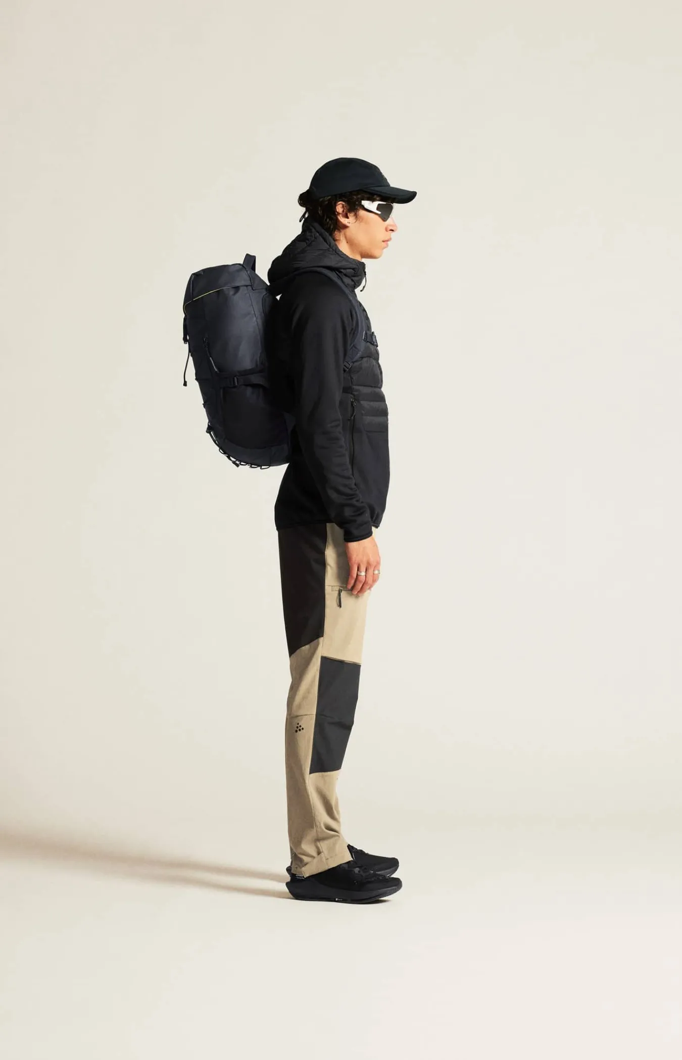 Craft Sportswear Jackor & Västar^ADV Explore Lt. Down Hybrid Jkt M Black