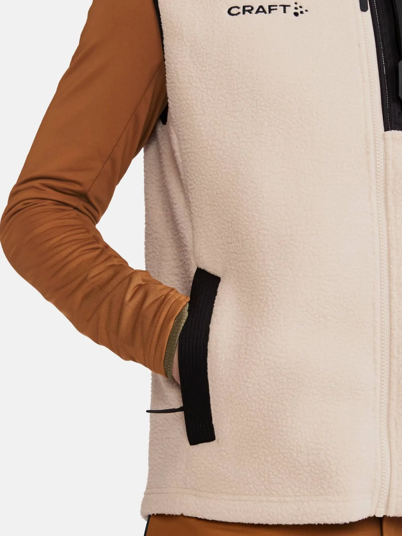 Craft Sportswear Mellanlager & Fleece|Mellanlager^ADV Explore Pile Fleece Vest M Ecru-Black