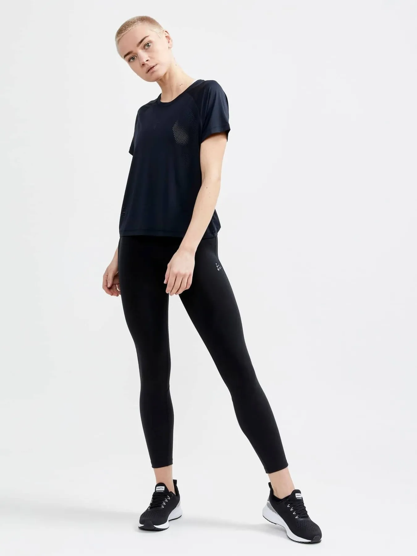Craft Sportswear T-Shirts & Tröjor|Träning^ADV Tone Perforated Tee W Black
