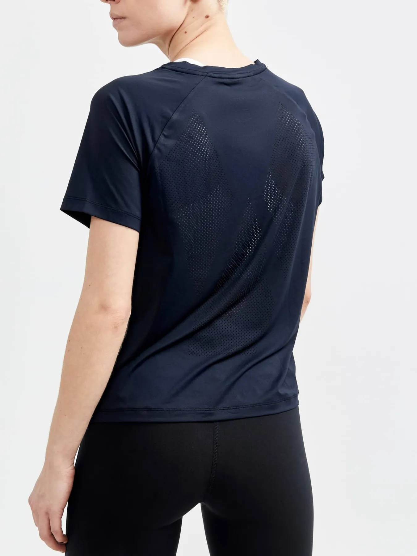 Craft Sportswear T-Shirts & Tröjor|Träning^ADV Tone Perforated Tee W Black