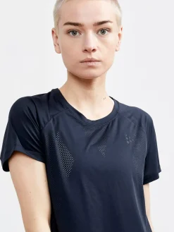 Craft Sportswear T-Shirts & Tröjor|Träning^ADV Tone Perforated Tee W Black