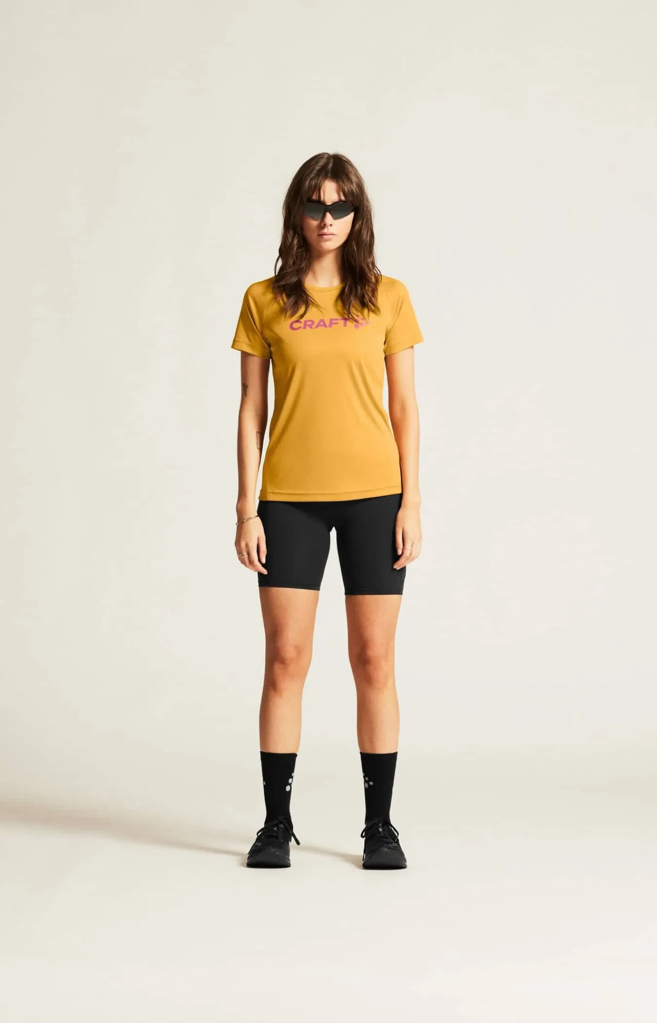 Craft Sportswear T-Shirts & Tröjor|Träning^CORE Essence Logo Tee W Turmeric/Rouge