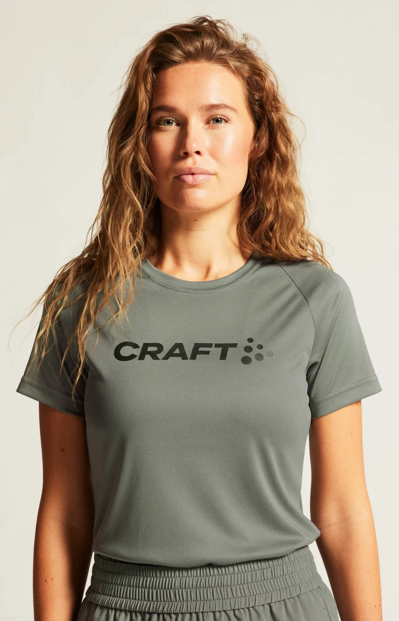 Craft Sportswear T-Shirts & Tröjor|Träning^CORE Essence Logo Tee W Leaf