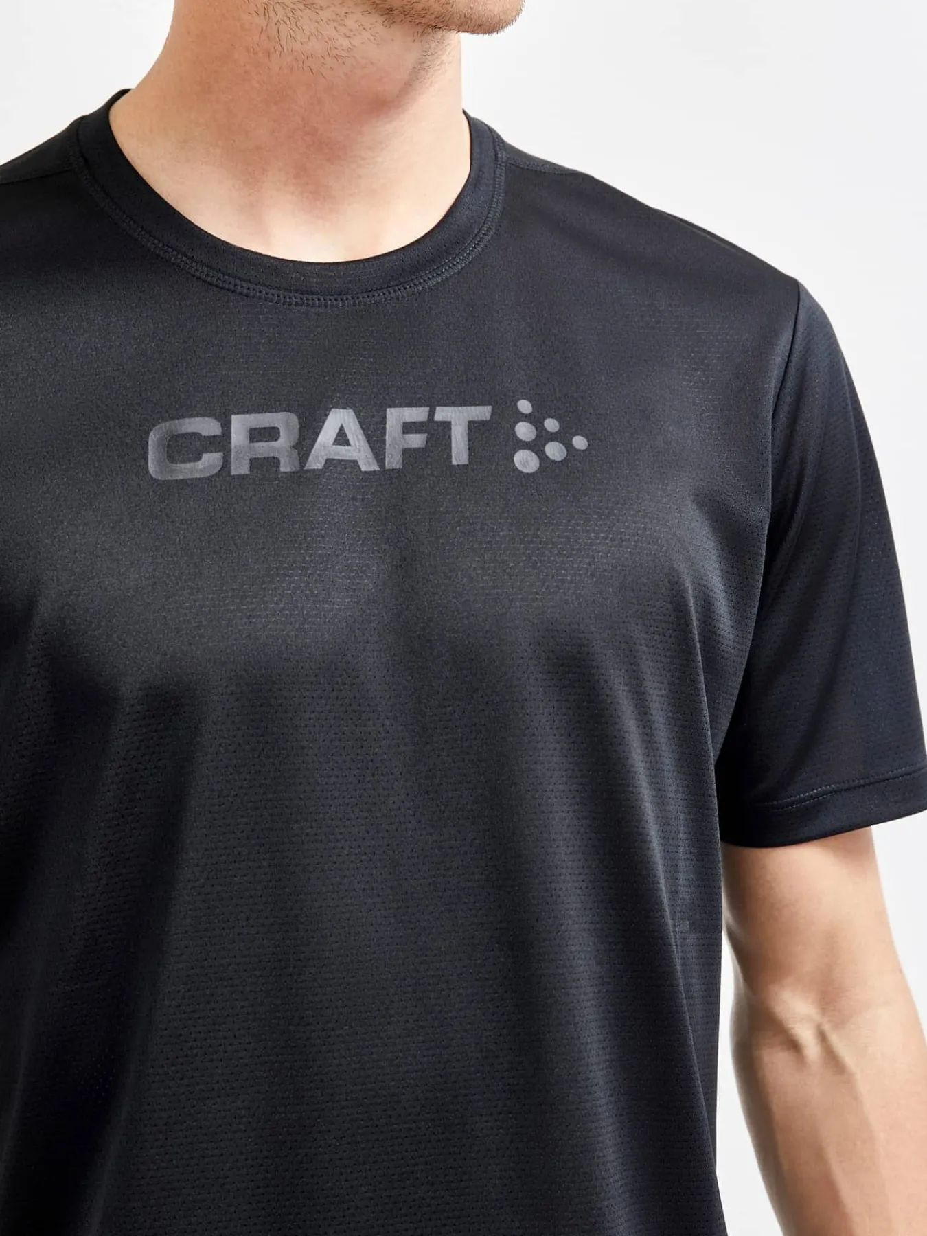 Craft Sportswear T-Shirts & Tröjor|Träning^Core Essence SS Mesh Tee M Black