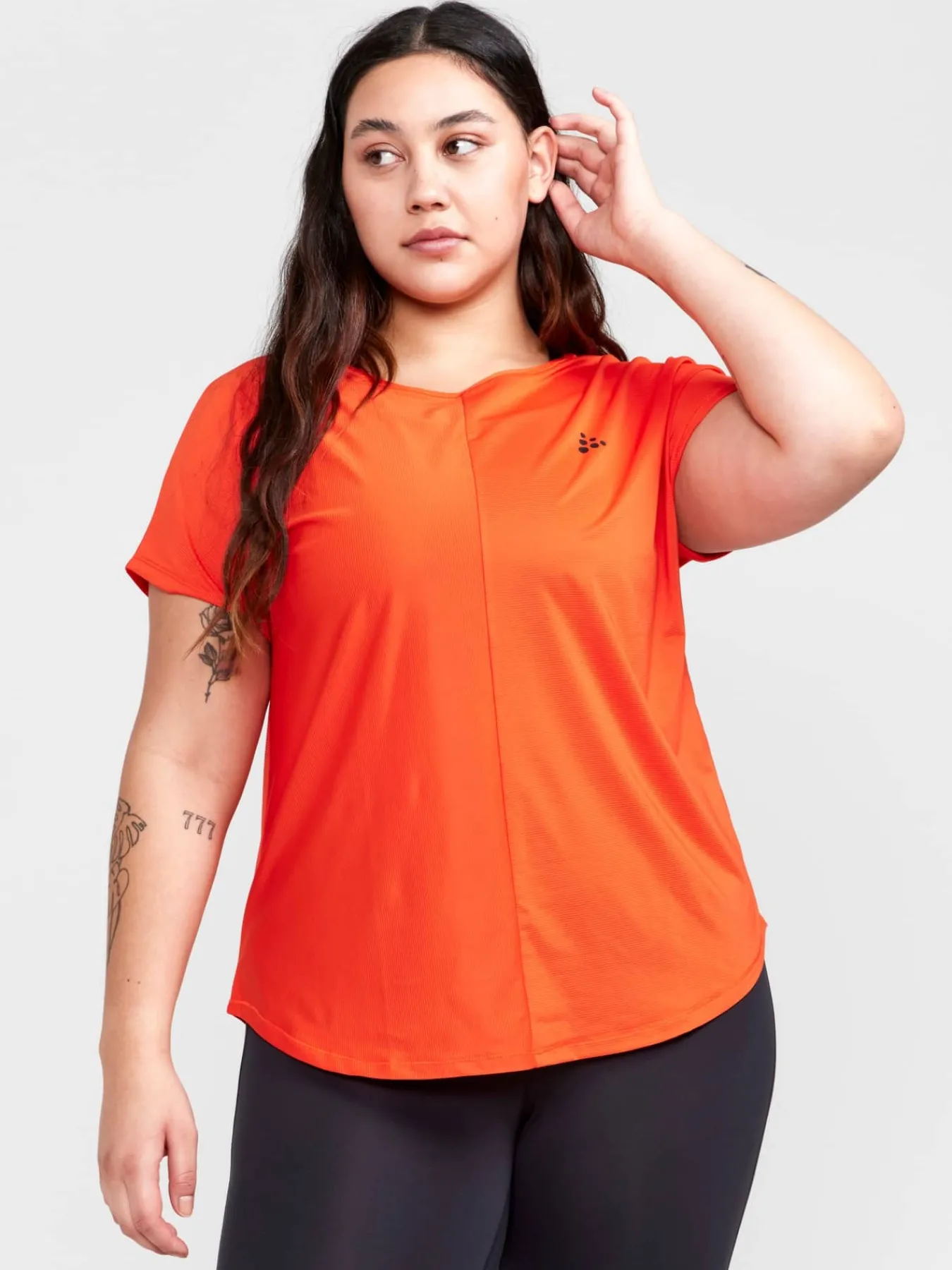 Craft Sportswear T-Shirts & Tröjor|Träning^Core Essence SS Plus Tee W Solo