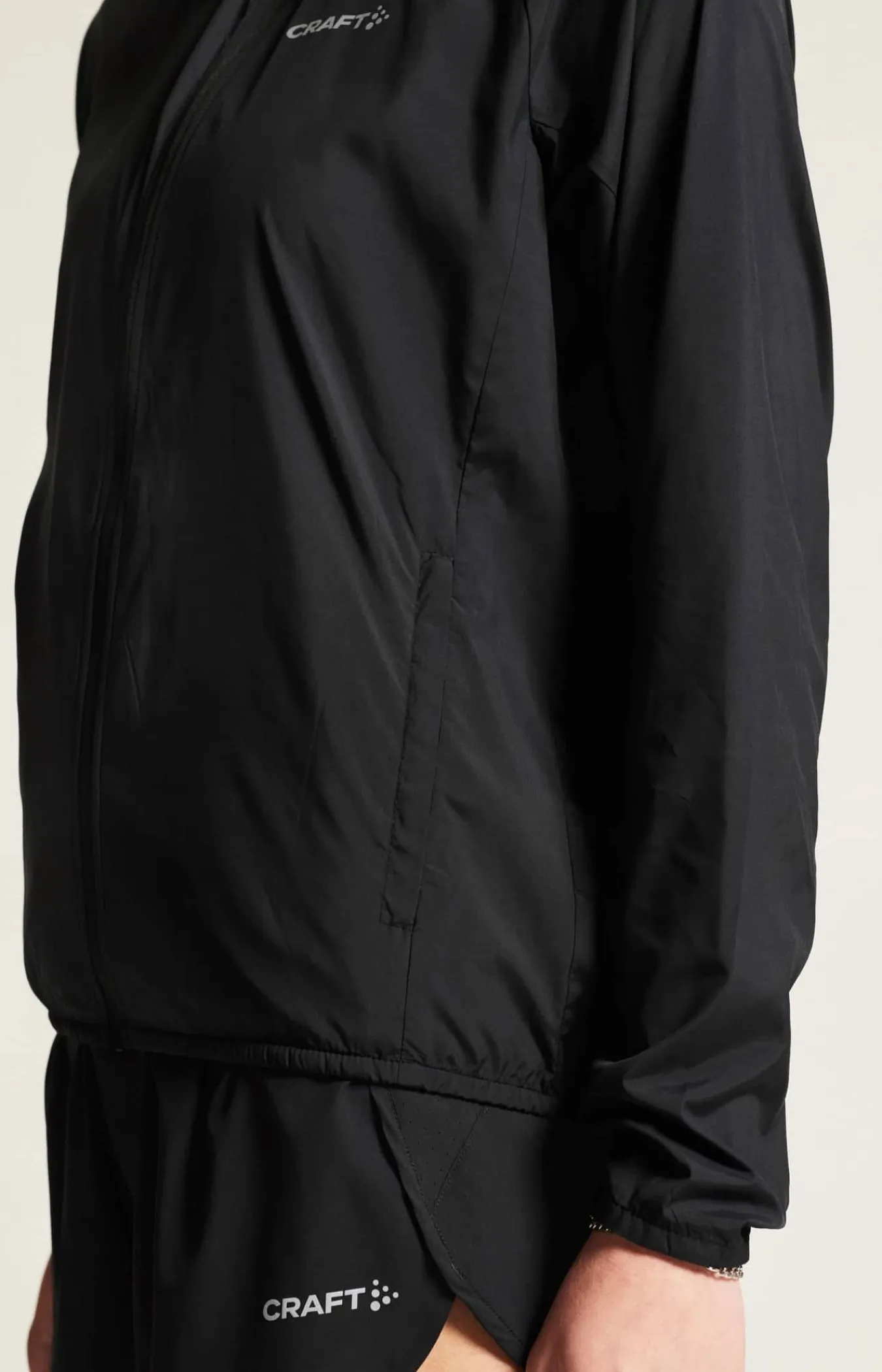 Craft Sportswear Jackor & Västar|Träning^CORE Essence Wind Jacket W Black