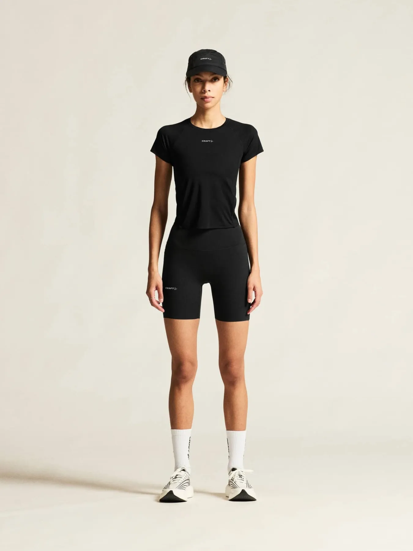 Craft Sportswear T-Shirts & Tröjor^Hypervent Cropped Tee W Black