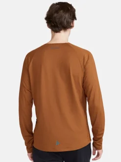 Craft Sportswear T-Shirts & Tröjor^PRO Trail Wind LS Tee M Roots