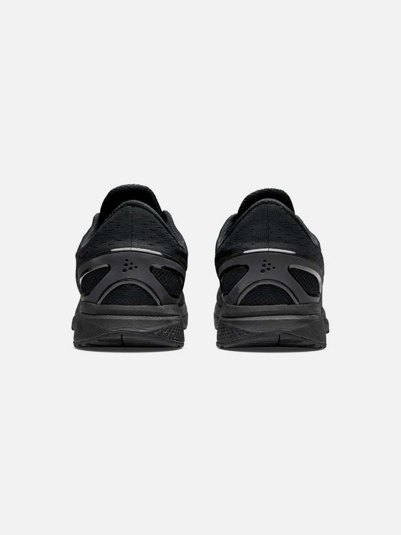Craft Sportswear Promenadskor|Alla Löparskor^V150 Engineered M Black-Black